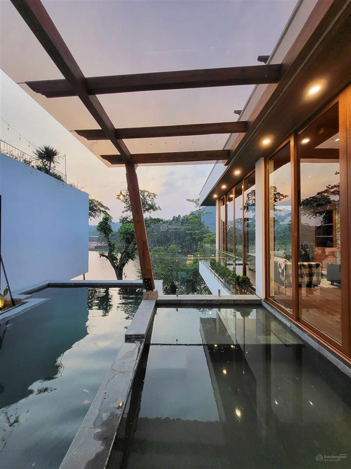 Villa 250m2 venus flamingo  cầu thang xoắn ốc độc lạ, sân vườn mái kính view hồ thanh cao, tam đảo
