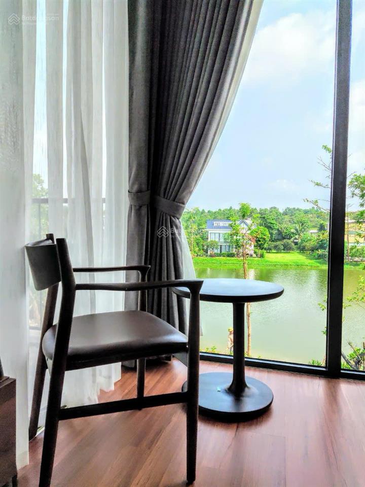 Cần bán villa thiên hạc 500m2, 5 phòng ngủ view hồ thiên yến, chạm nước, view vườn hồng cổ giá tốt