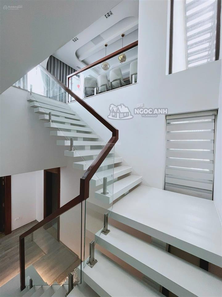 Bán villa 250m2 view hồ & núi phong cách ả rập đẹp tại venusresort đại lải hồ bơi riêng giá 14,5 tỷ