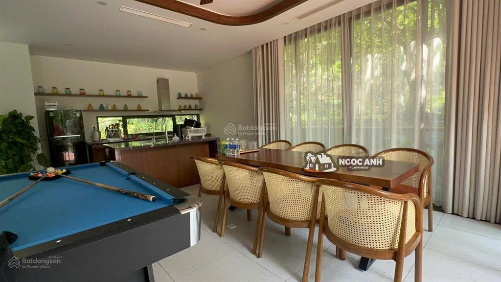 Bán villa 250m2 sổ lâu dài đậm chất nghỉ dưỡng bali ngay tại flamingo đại lải resort giá 12,8 tỷ