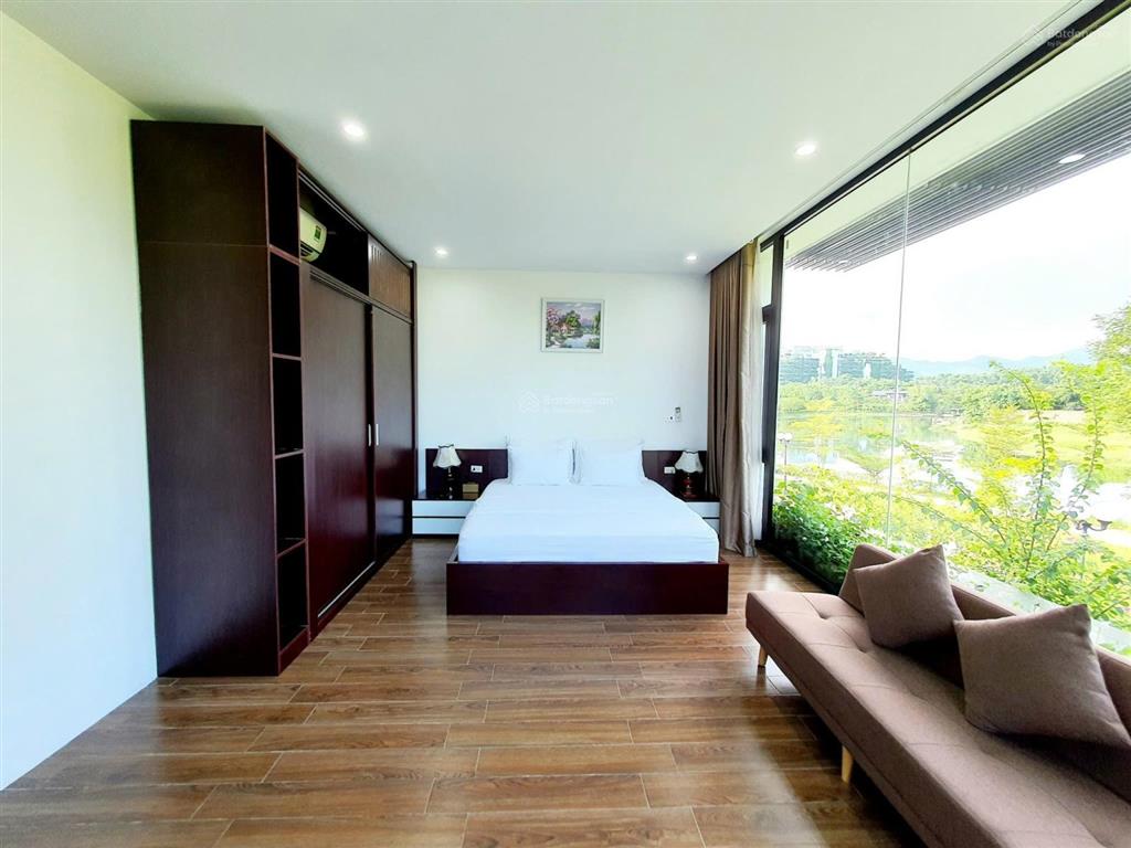 Bán gấp villa 3 mặt thoáng view hồ thiên yến, sổ lâu dài 345m², 4 pn, bể bơi riêng, full nội thất