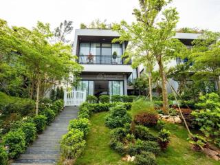 11 tỷ bán căn bt 180m2 sổ lâu dài, hướng đông nam,venus flamingo, 3pn, bể bơi, ngắm hồ, núi tam đảo