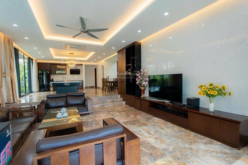 Bán nhanh villa flamingo view hồ đại lải diện tích 323m2, 3 pn, sân vườn rộng, bể bơi riêng 10 tỷ