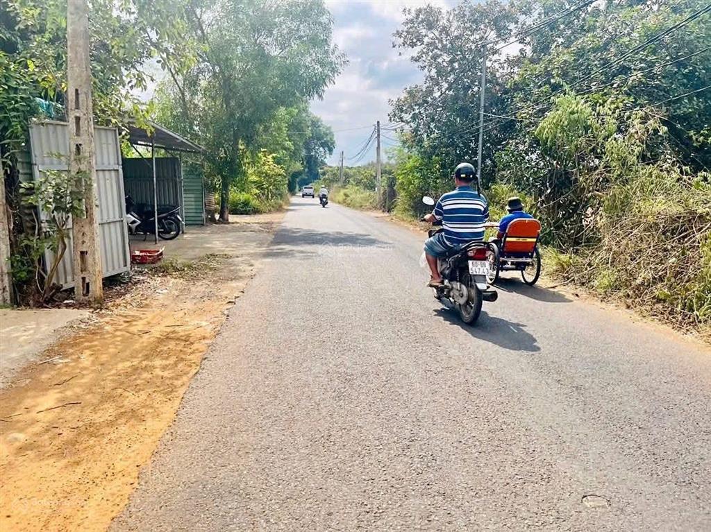Bán đất sổ riêng thổ cư, sát bên đường nhựa, ấp hoà bình, xã đông hoà, trảng bom.