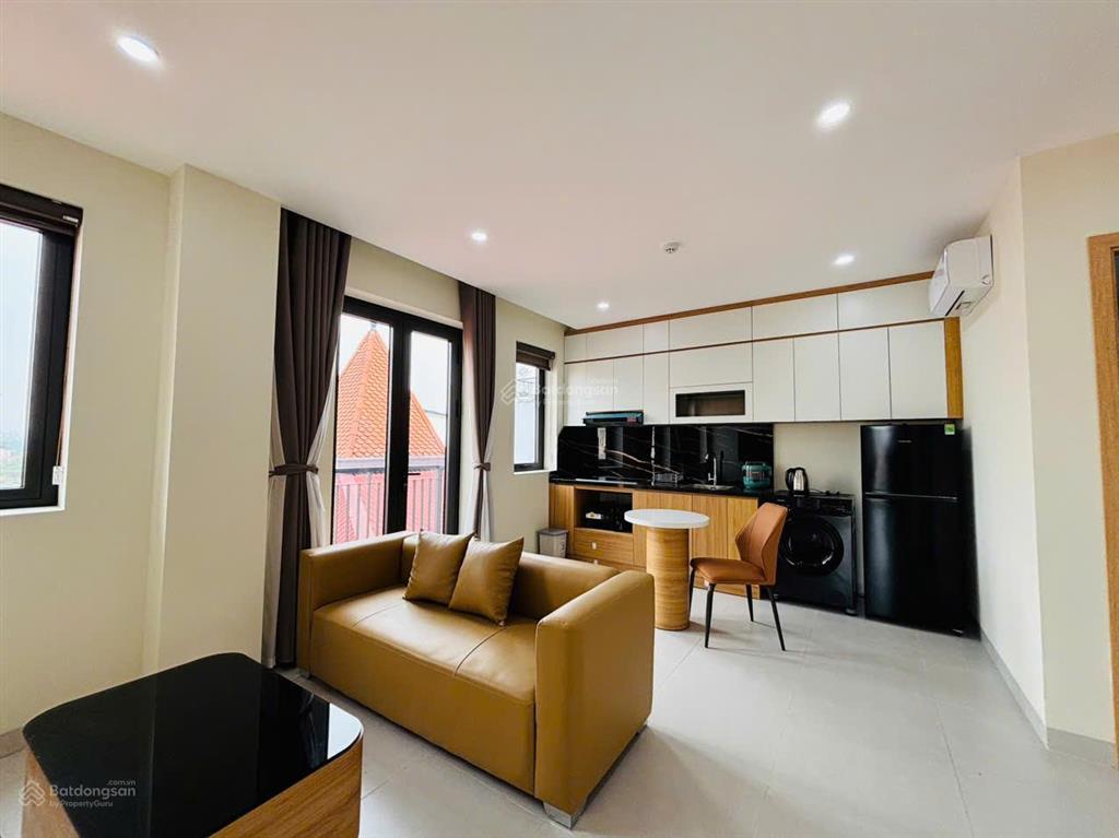 Bán tòa chung cư mini thái hà 16 phòng, dt 1 tỷ, 2 thoáng, 40m ra ô tô, thang máy, 82m2