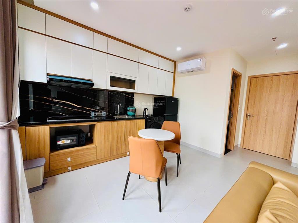 Bán tòa chung cư mini thái hà 16 phòng, dt 1 tỷ, 2 thoáng, 40m ra ô tô, thang máy, 82m2