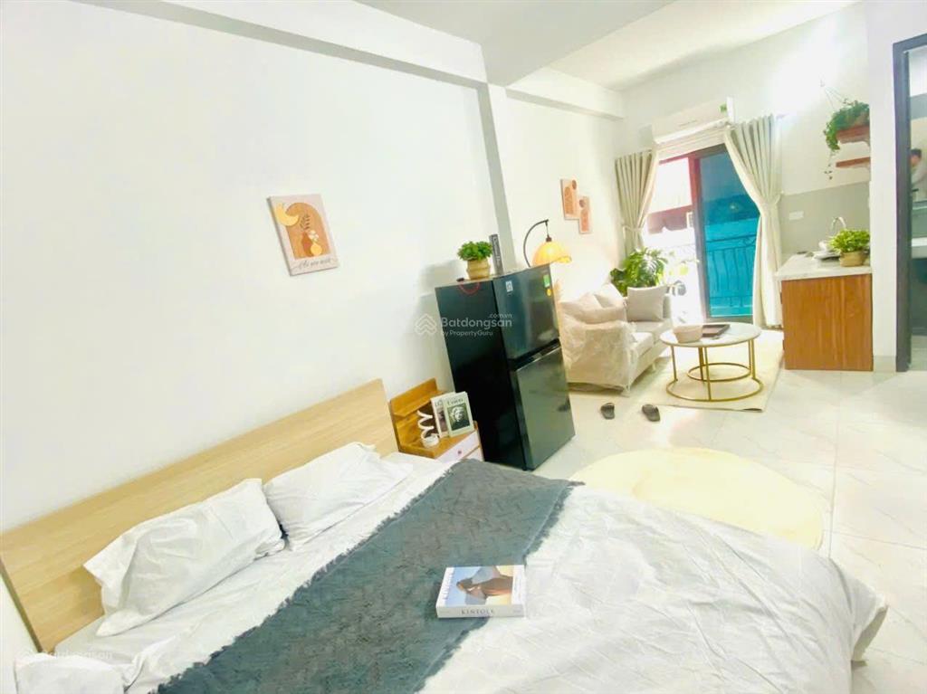 Tòa nhà dòng tiền chùa láng, 13 phòng, dòng tiền 6%, ngõ ba gác thông, 10m ra phố, 72m2