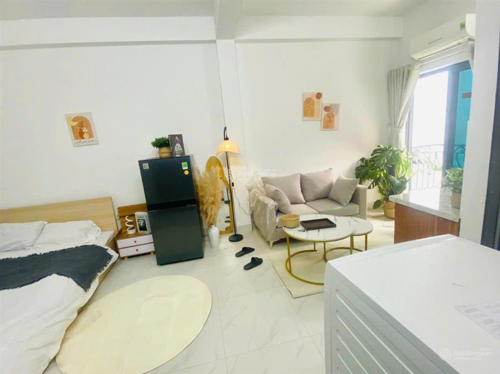 Tòa nhà dòng tiền chùa láng, 13 phòng, dòng tiền 6%, ngõ ba gác thông, 10m ra phố, 72m2