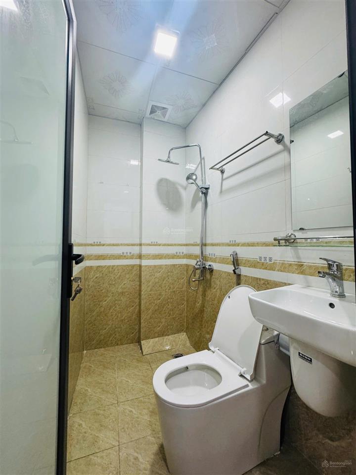 Tòa chung cư mini tam khương, 18 phòng, dòng tiền 7%, ba gác đỗ cửa, 2 thoáng, full pccc, 79m2