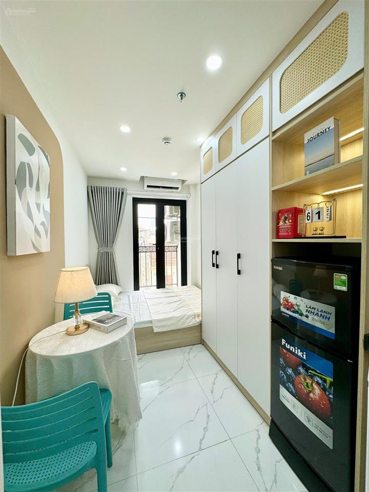 Bán tòa căn hộ airbnb nguyễn ngọc vũ, 15p kk, 2 thoáng, 20m ra ô tô tránh, dt ~1.1 tỷ/năm, 101m