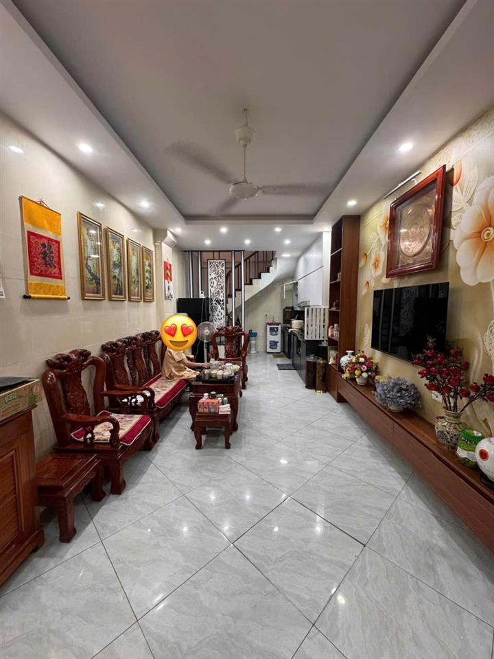 NHÀ ĐẸP CHÍNH CHỦ - GIÁ TỐT - Vị Trí Đẹp Tại Lĩnh Nam, Quận Hoàng Mai, TPHN