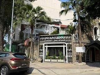 Định cư nước ngoài bán đất tặng quán cà phê 3 mặt tiền.