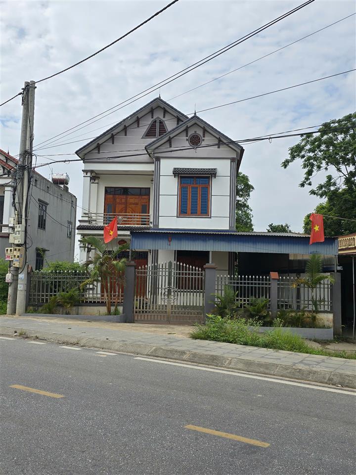 BÁN NHÀ 2 TẦNG 1 TUM TRÊN ĐẤT 220M² – MẶT TIỀN HƠN 10M