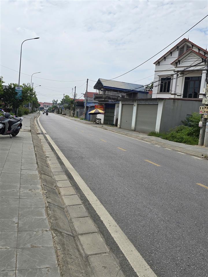 BÁN NHÀ 2 TẦNG 1 TUM TRÊN ĐẤT 220M² – MẶT TIỀN HƠN 10M
