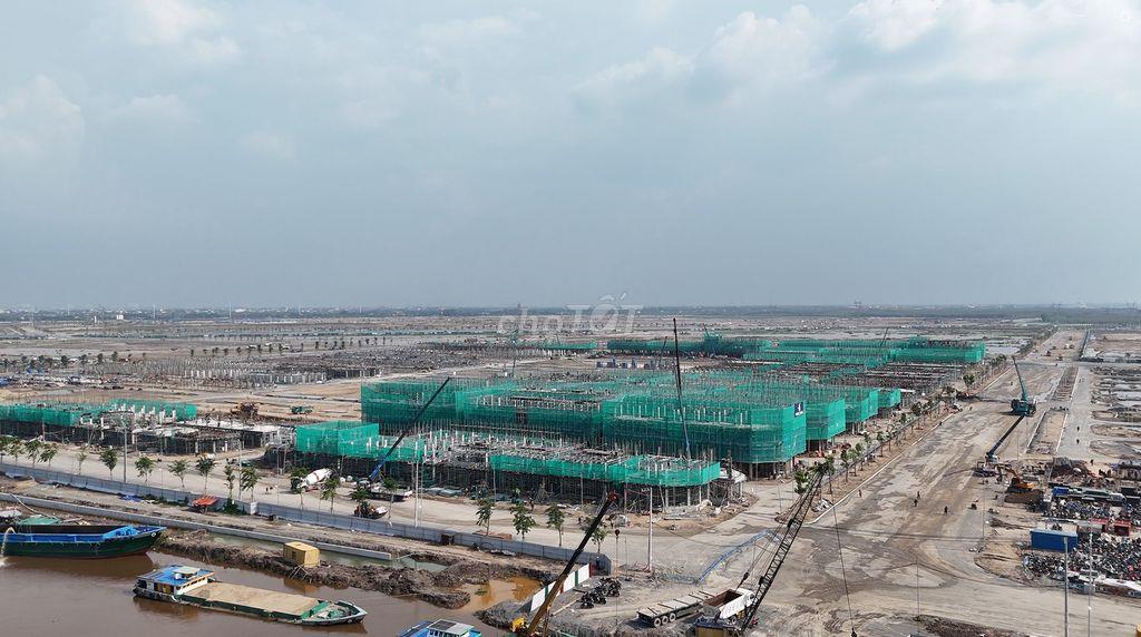 Nhà 4 tầng mặt tiền Quốc lộ 22 Hóc Môn chuẩn đô thị Vinhomes