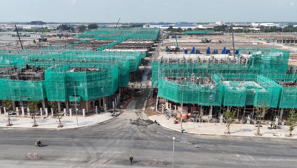 Bán nhà phố đô thị Vinhomes Hóc Môn trả góp 0% thanh toán từ 1,3 tỷ
