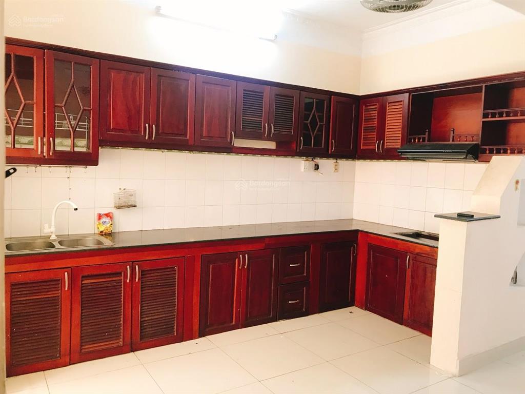 Bán căn hộ chung cư. diện tích thông thủy 68.7m2, diện tích sàn (tim tường) 72.7m2