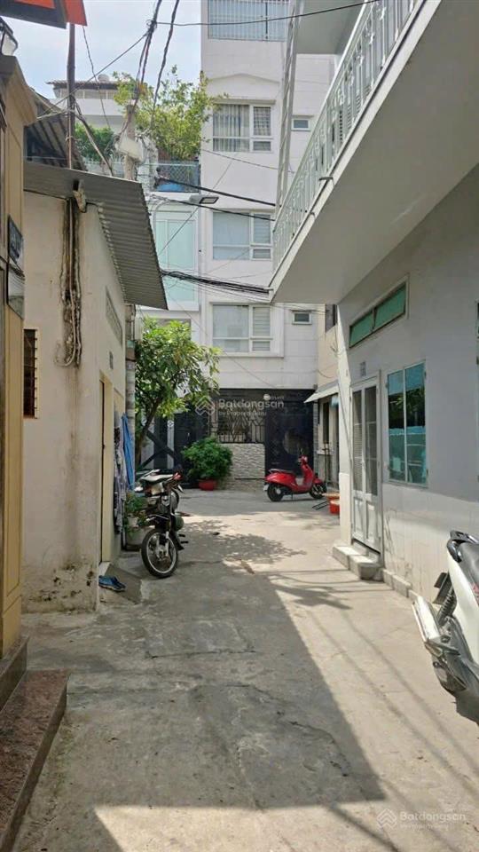 Bán gấp nhà nhỏ 348/ cách mạng tháng tám, phường 12, quận 3  4x6m 1 lầu