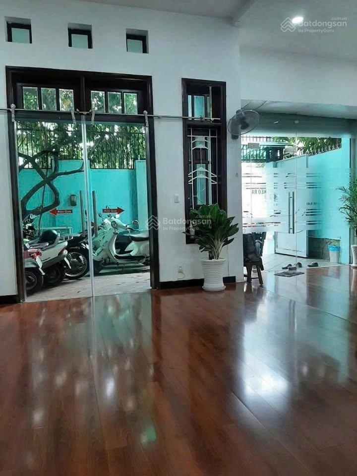 Mặt tiền trần khánh dư, quận 1  8.5x18m  2lầu