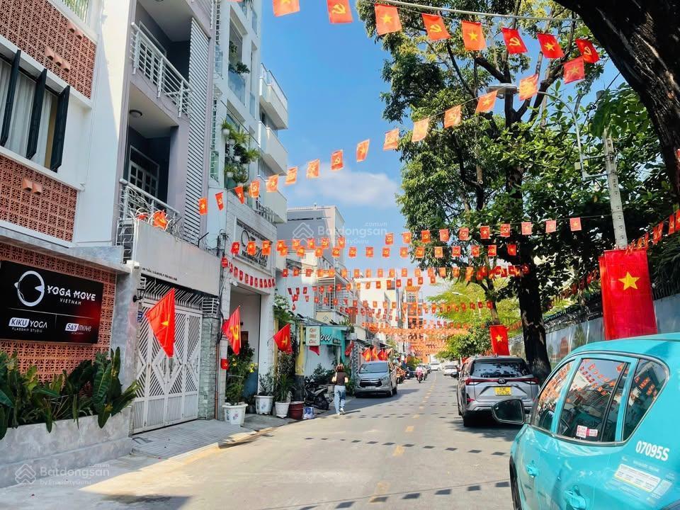 Mặt tiền trần khánh dư, quận 1  8.5x18m  2lầu