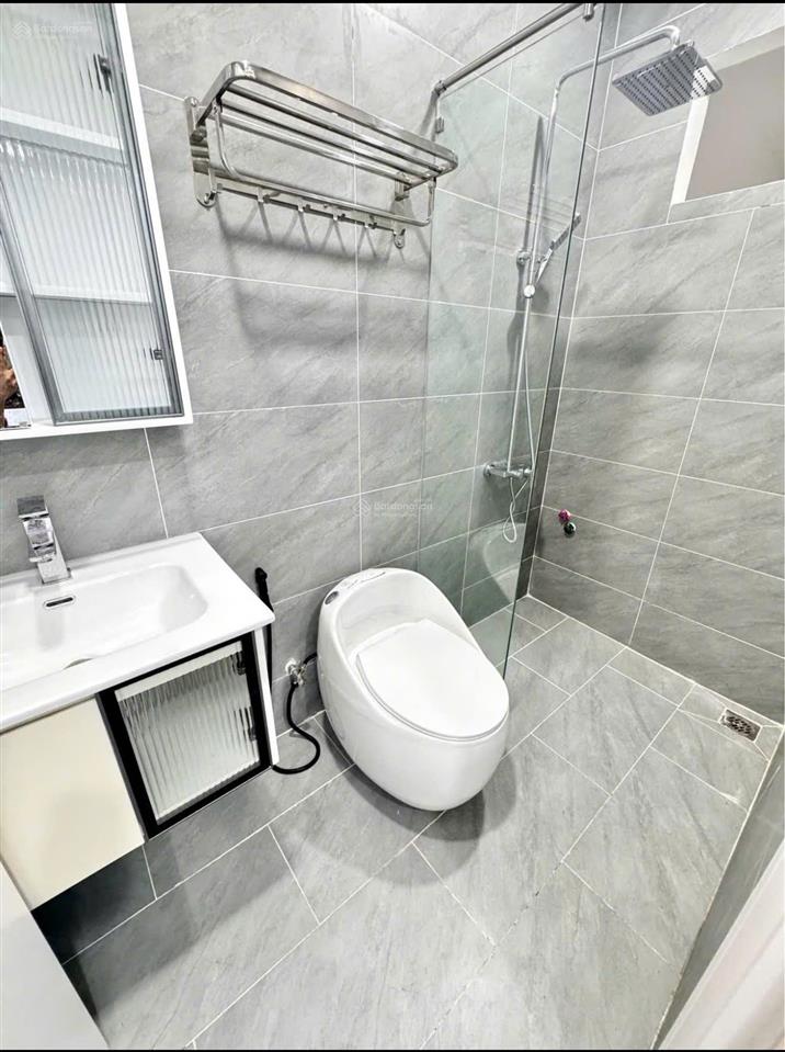 Cho thuê nhà 337/ chu văn an, bình thạnh  5x20m xe hơi vào nhà, full nội thất