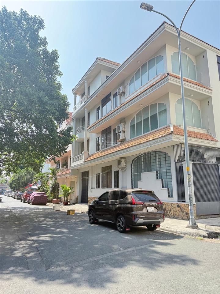 Cho thuê căn góc  hẻm xe hơi khu 43r hồ văn huê  7x16m 3 lầu