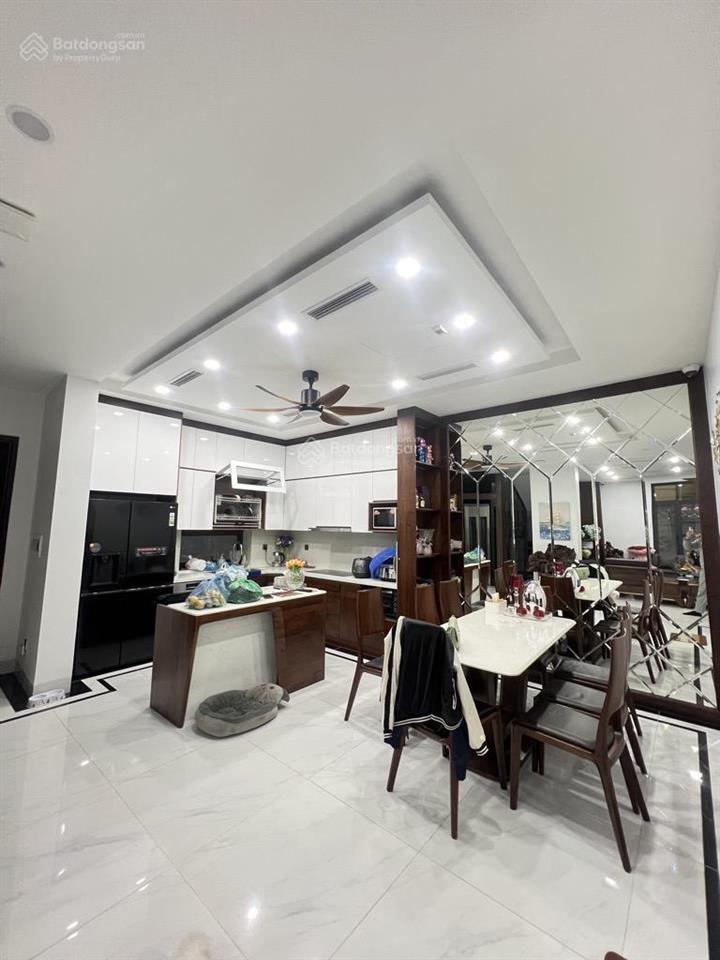 Rẻ hơn thị trường 10%, mặt tiền 8,6m  ngay khu bách  kinh  xây, ở, kinh doanh, làm văn phòng.