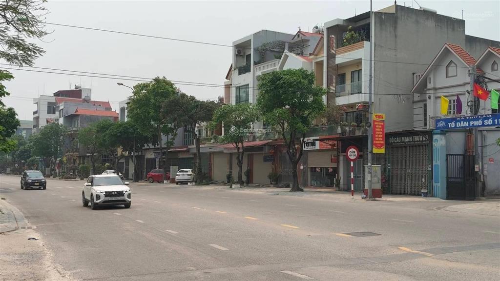 70 triệu/m tổ 11. tt đông anh oto 9 chỗ vào đất
