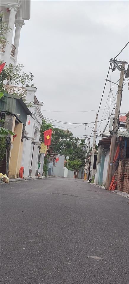 3,2 tỷ trục chính kd oto tránh tại lương quai  thư lâm