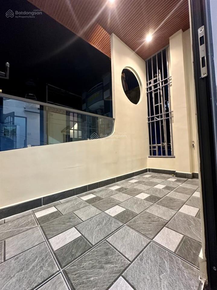 Siêu phẩm gần khu sân bay full nội thất  33m22t 3pn  hẻm trước nhà 8m  30m ra mặt tiền 5.4 tỷ