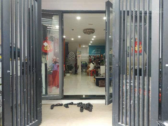 Nhà dương quảng hàm 60m2, ngang 5m, 4pn, 10m ra hxh tránh, giá chỉ 6ty6