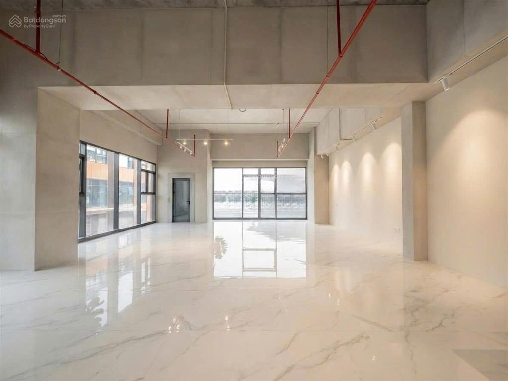 Cho thuê mặt bằng thương mại shophouse 177m2 giá chỉ 30 triệu/tháng