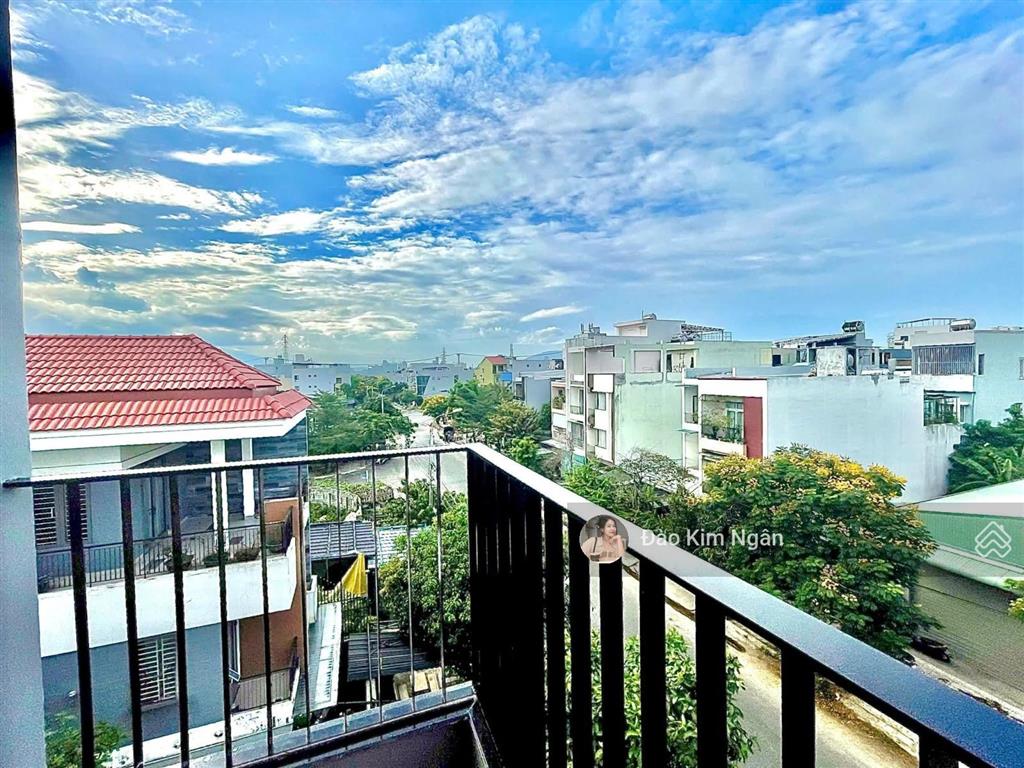Góc 3mt trần hưng đạo  view trực diện sông hàn  nhà kiên cố, mới đẹp  giá 27,9 tỷ (tl)