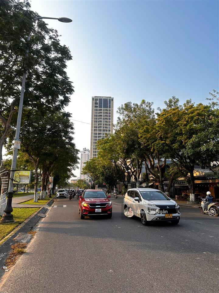 Góc 3mt trục đường chương dương  vị trí rất đẹp sát dự án sun cosmo  view pháo hoa  138m2