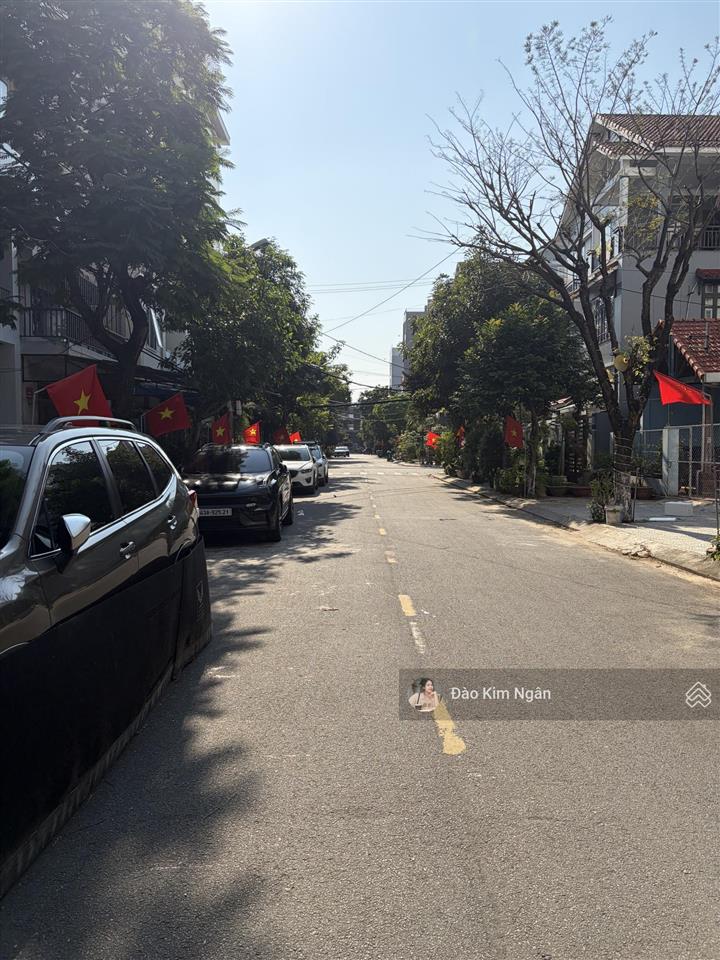 Bán nhà 4,5 tầng  02 mặt thoáng đường lê thước, phước mỹ  vị trí đẹp chưa qua hồ nghinh  tlcc