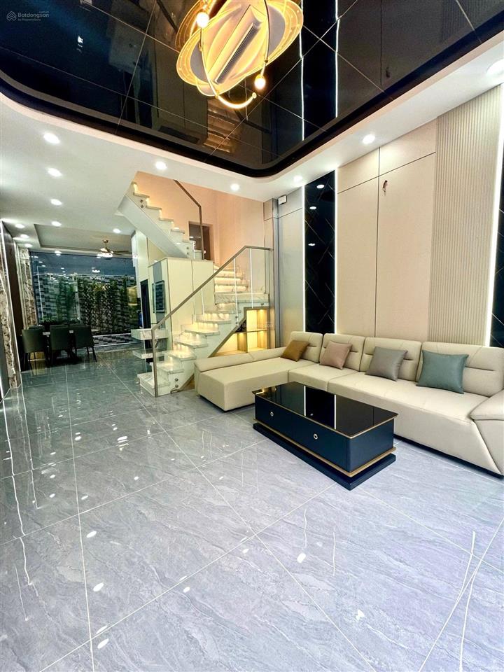 Bán nhà mới 4 tầng sát mt phạm văn đồng, 60m, 4pn, sổ vuông đẹp, 8.98 tỷ tl