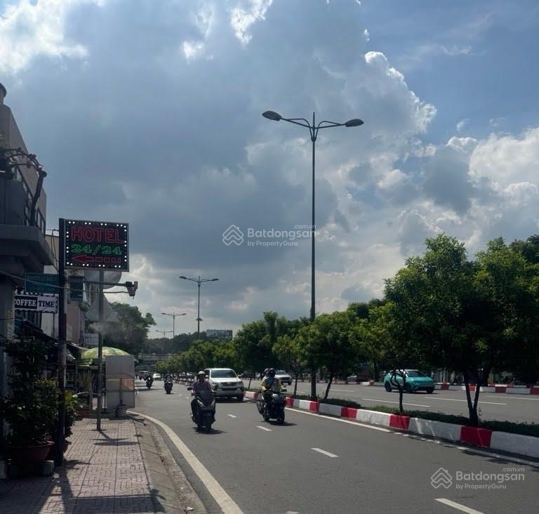 Bán nhà mới 4 tầng sát mt phạm văn đồng, 60m, 4pn, sổ vuông đẹp, 8.98 tỷ tl