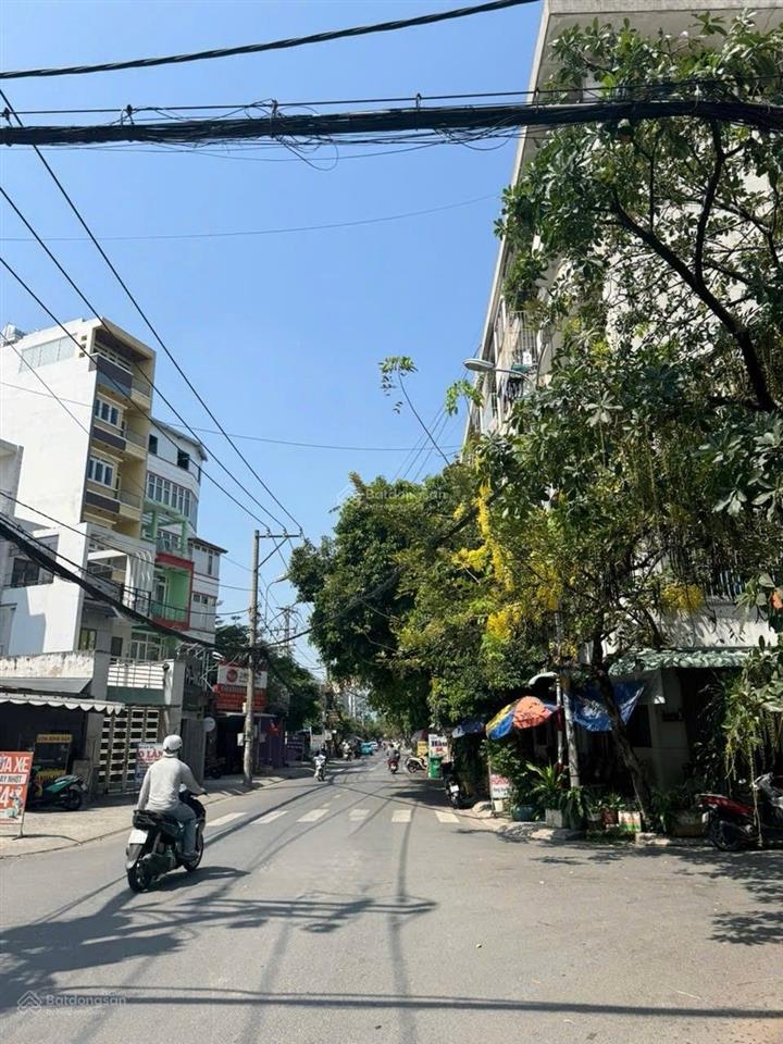 Bán nhà gò vấp, hẻm xe hơi dương quảng hàm , gần đh văn lang, 100m2, 4 tầng, 10 tỷ