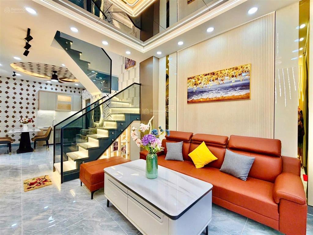 40m2, bán gấp nhà nguyễn văn lượng, hxh 4m  2 tầng, p16 gò vấp, 5 tỷ (ngay trường nguyễn du)