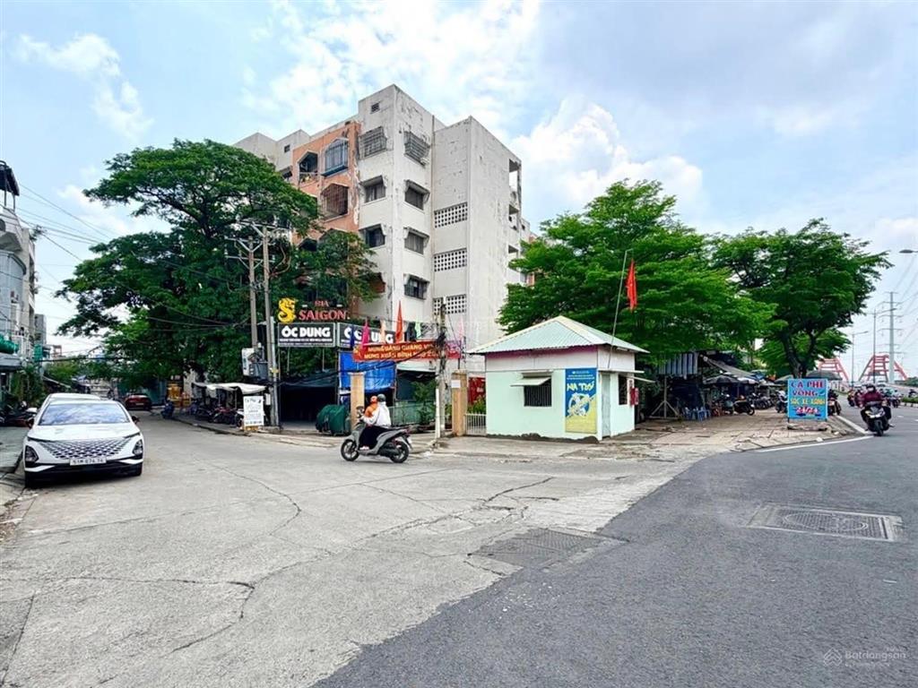 Bán nhà bình thạnh, hẻm xe hơi phạm văn đồng, 46m², 4 tầng, 4 phòng ngủ, 7,3 tỷ tl