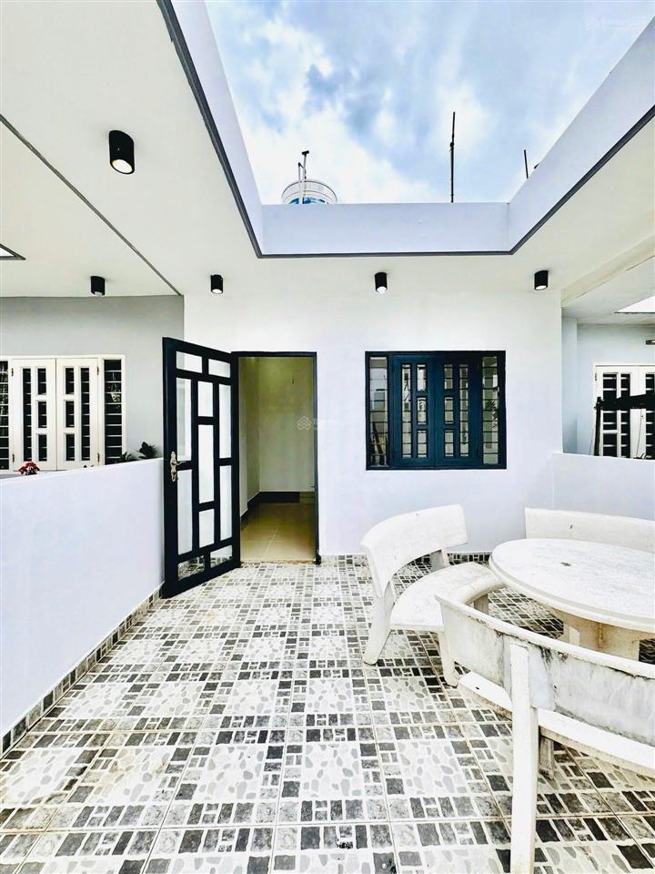 Bán nhà gò vấp, hẻm xe hơi lê văn thọ, gần chợ hạnh thông tây, 60m2, sổ vuông đẹp, 7.4 tỷ tl