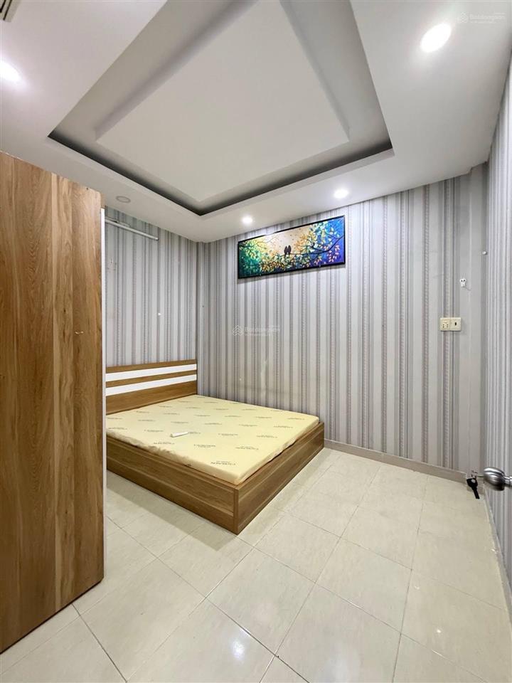 Bán nhà gò vấp, hẻm xe hơi quang trung, gần vincom, 45m2, sổ vuông đẹp, 5.5 tỷ tl