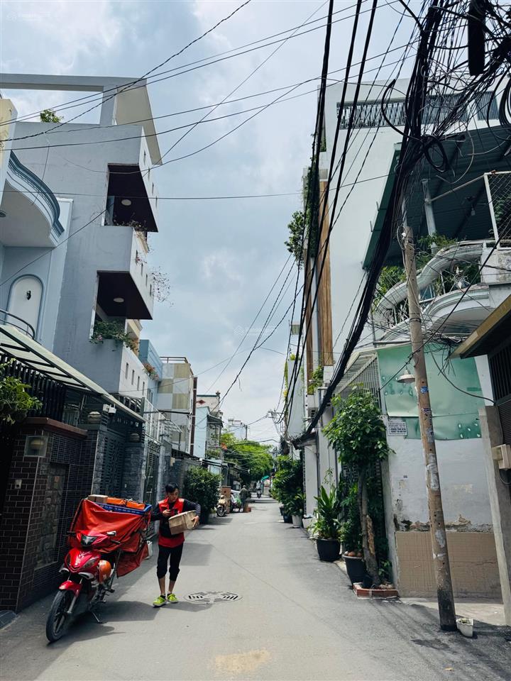 Bán nhà gò vấp, hẻm xe hơi quang trung, gần vincom, 45m2, sổ vuông đẹp, 5.5 tỷ tl