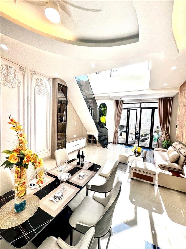Bán nhà gò vấp, sát hẻm xe hơi lê đức thọ, nhà đẹp ở ngay, 82m2, 4pn, 6.78 tỷ tl