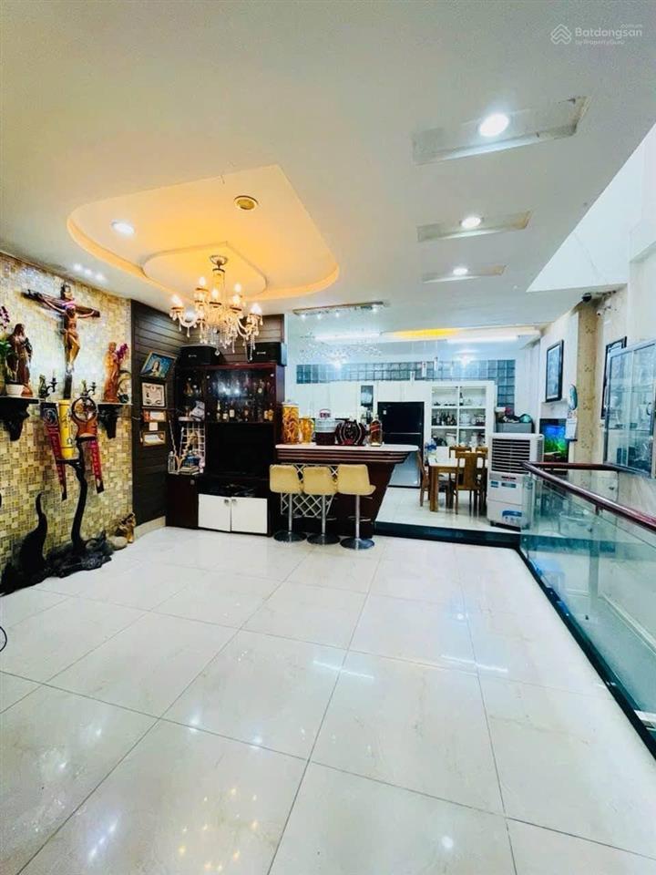 Bán căn biệt thự hẻm 416 dương quảng hàm gò vấp (6 x19m), đường 10m có lề, giảm chào 18.8 tỷ tl