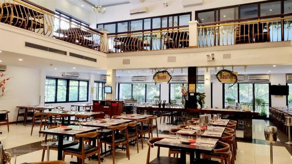 Mặt phố yên phụ mua là thắng, giữ là giàu