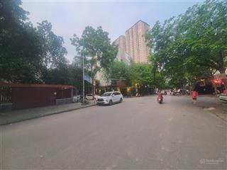 Cần bán nhà 4 tầng, diện tích 100m2 mặt tiền 5m tại trục chính kinh doanh sầm uất nhất kđt xa la