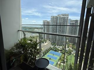 Bán gấp căn hộ 2 ngủ toà h1 sẵn sổ đỏ view công viên