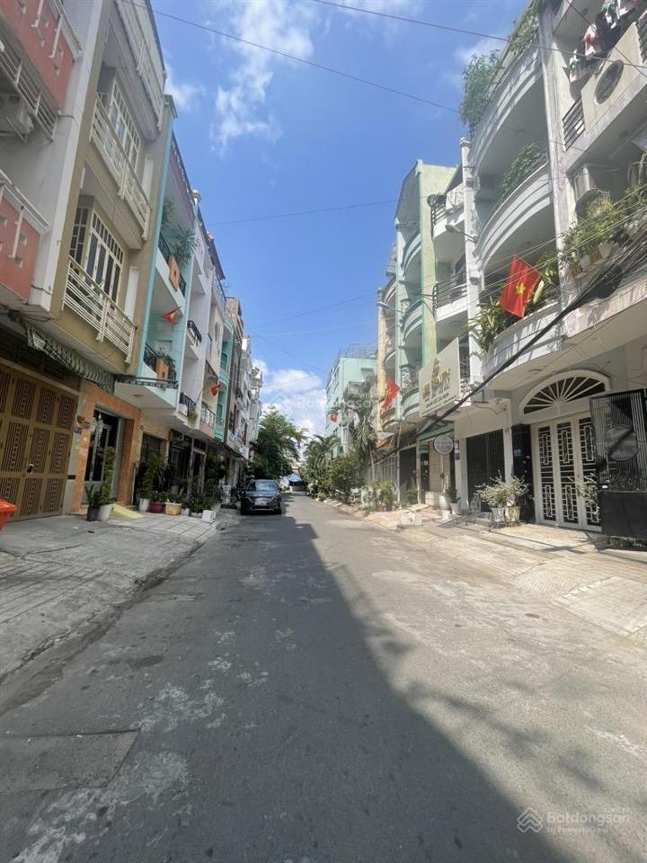 Nhà hẻm xe tải nguyễn hữu cảnh  gần landmark  65m2  3 tầng  14.x tỷ tl