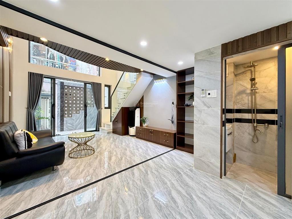 Chủ định cư bán nhà 3 tầng mới đẹp, hẻm 6m hoàng văn thụ, giáp sân bay nhỉnh 9 tỷ tl